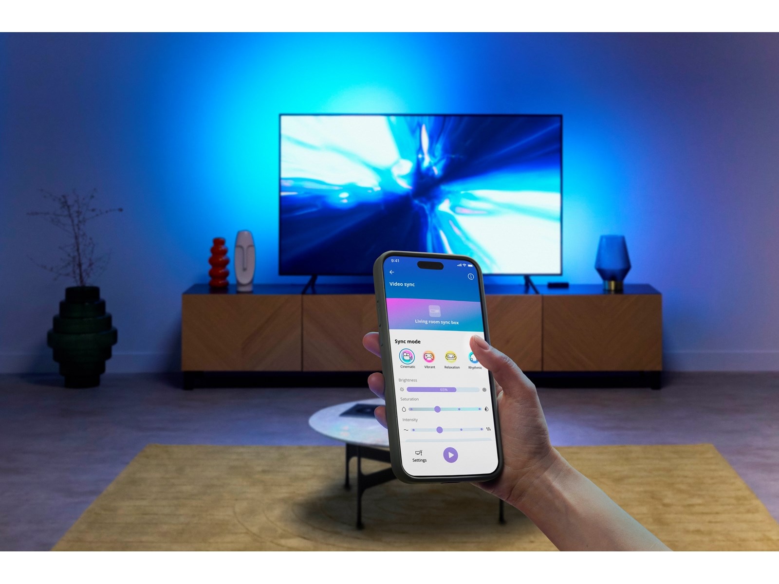 WiZ HDMI sync box med TV lightstrip (75"-85") Led strips & underholdning