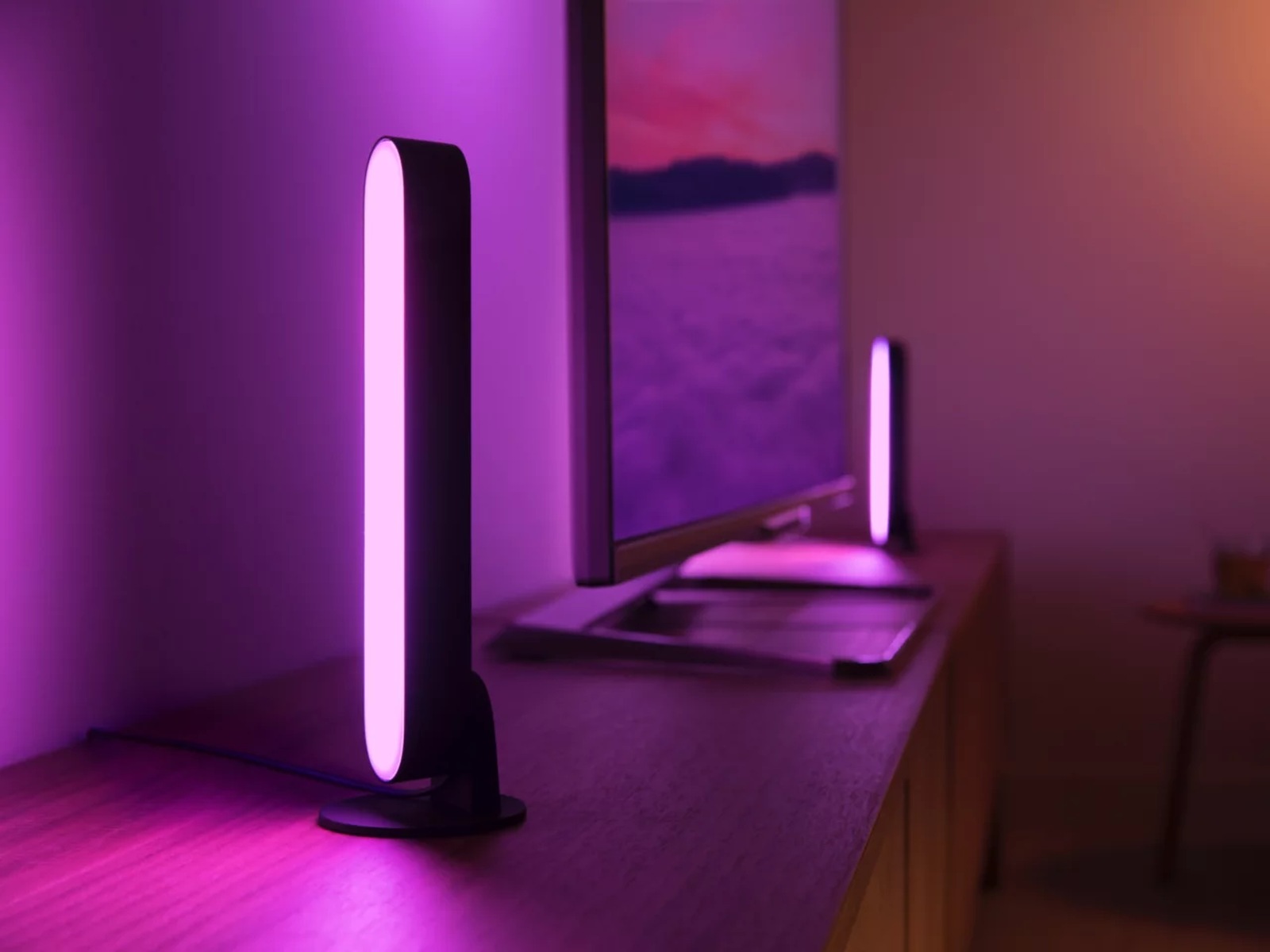 Philips Hue WCA Startpakke (2 Play light bars + Bridge Pro) Lyspærer & LED-pærer