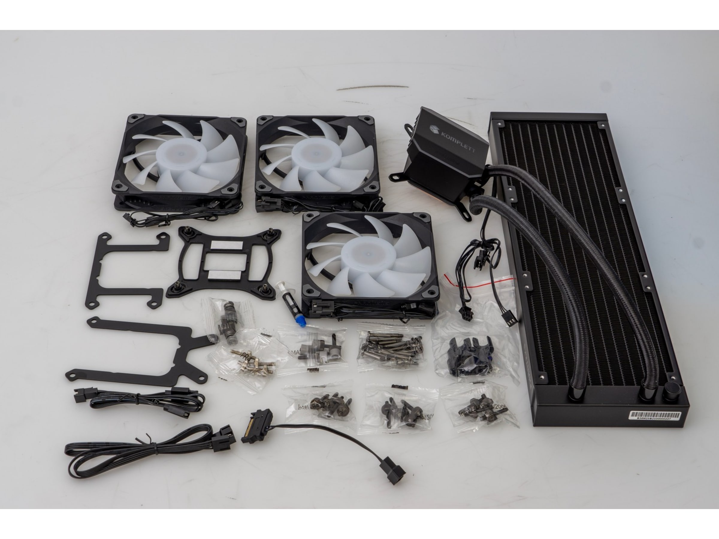 Phanteks Glacier One 360M25 Komplett Edition CPU - Vannkjøling