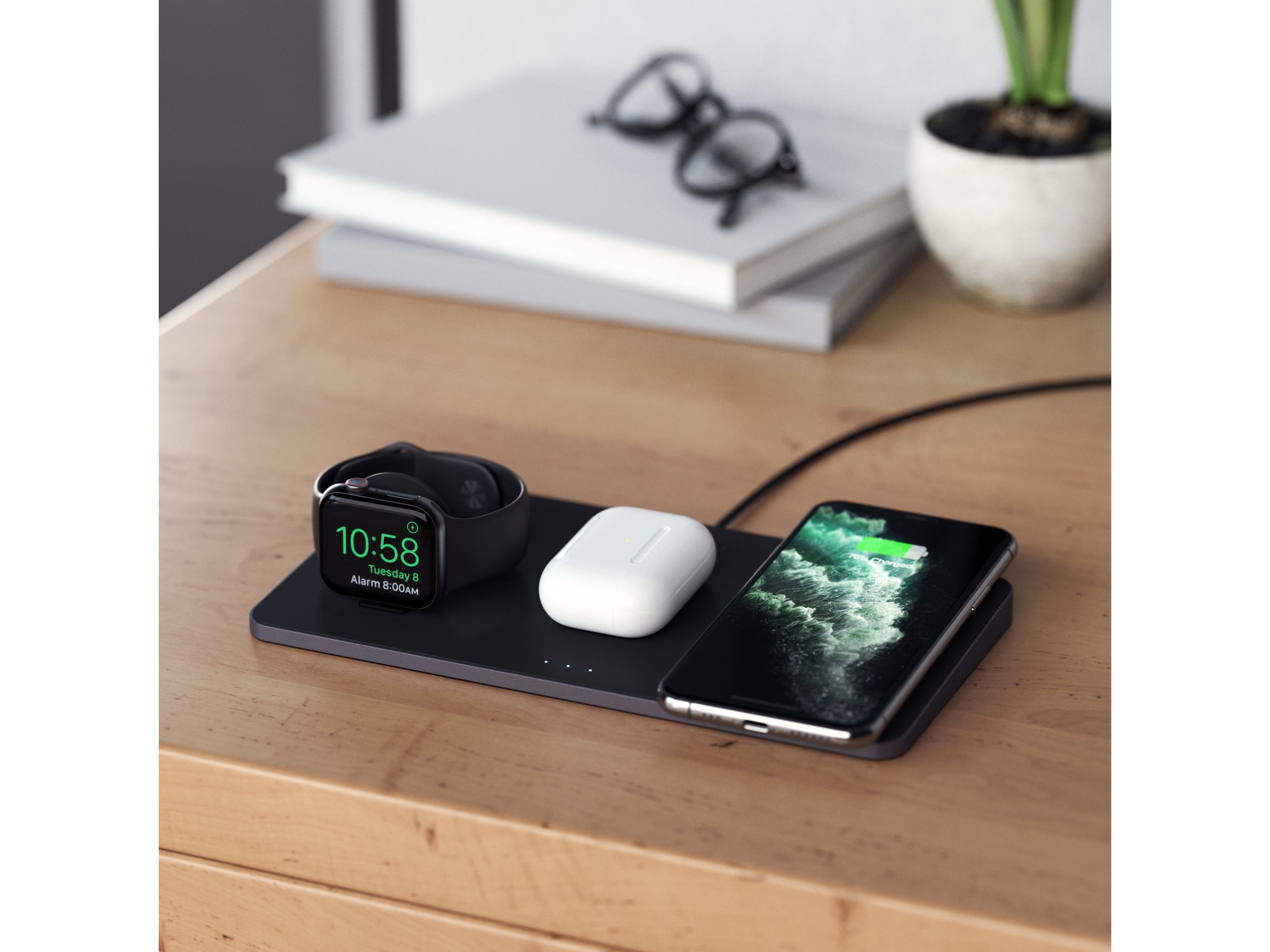 SatechiTrio Trådløs Ladestasjon -Demo Demo tilbehør til mobiler & klokker
