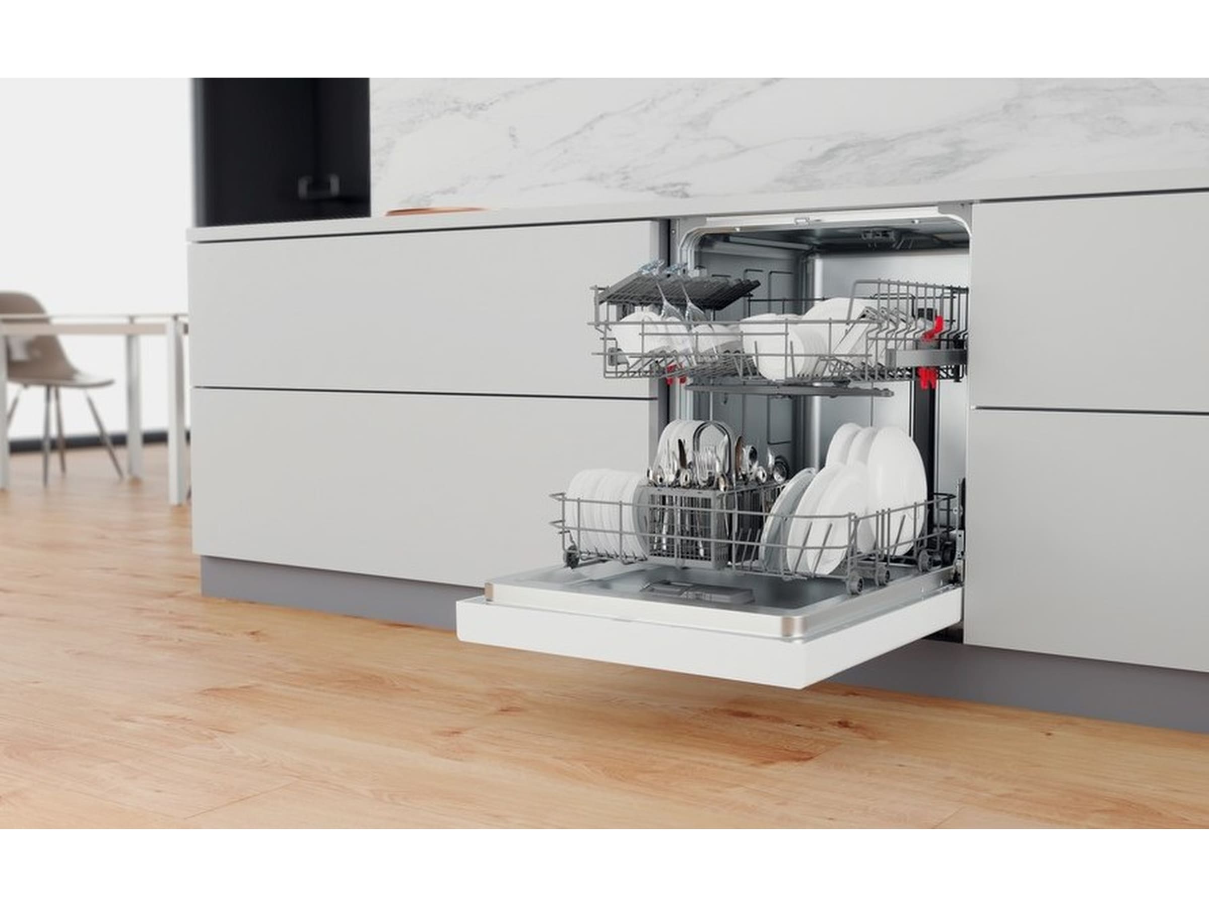 Whirlpool WUE 2B26 Oppvaskmaskin (hvit) Underbygd oppvaskmaskin