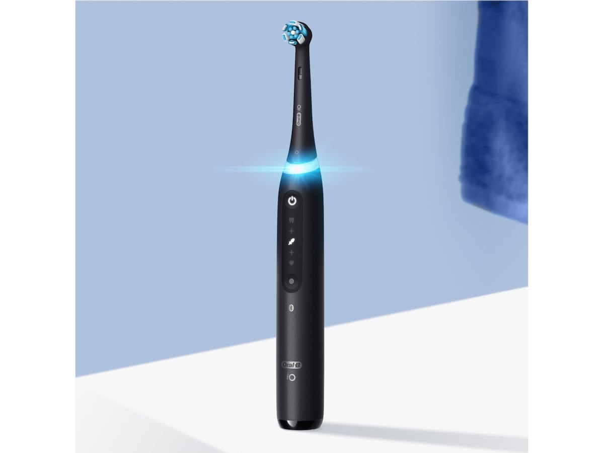Oral-B iO 5S Elektrisk Tannbørste (sort)  -B-Grade Demo trening & velvære