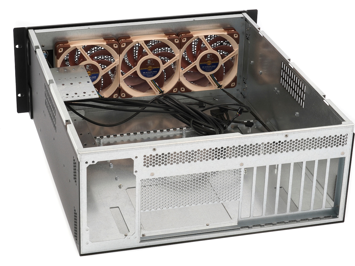 Sliger CX4200a 4U Chassis Barebone (m. Hovedkort)