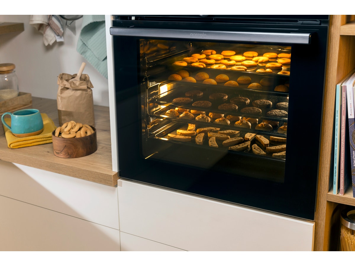 Gorenje BPSA6747A08BGWI Innebygd pyrolyseovn (sort) -B-Grade Demo hvitevarer