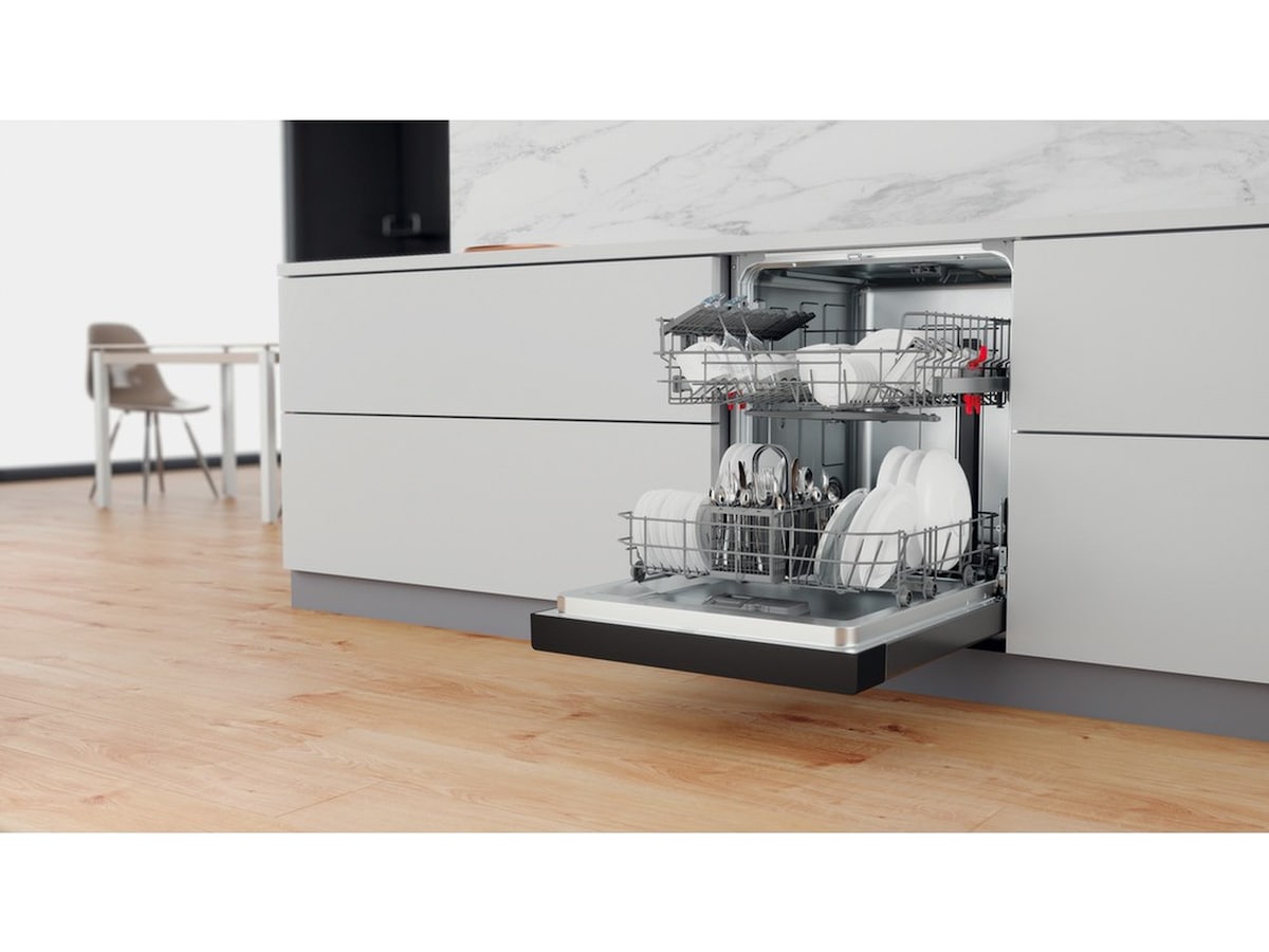 Whirlpool WUE 2B26 X Oppvaskmaskin (stål) Underbygd oppvaskmaskin