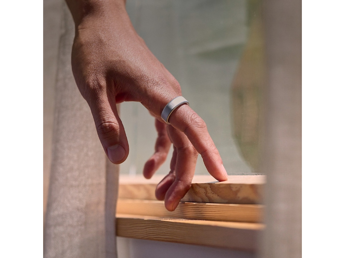 Oura Ring 4 Smart Ring str. 12 (børstet sølv) -B-Grade Demo tilbehør til mobiler & klokker