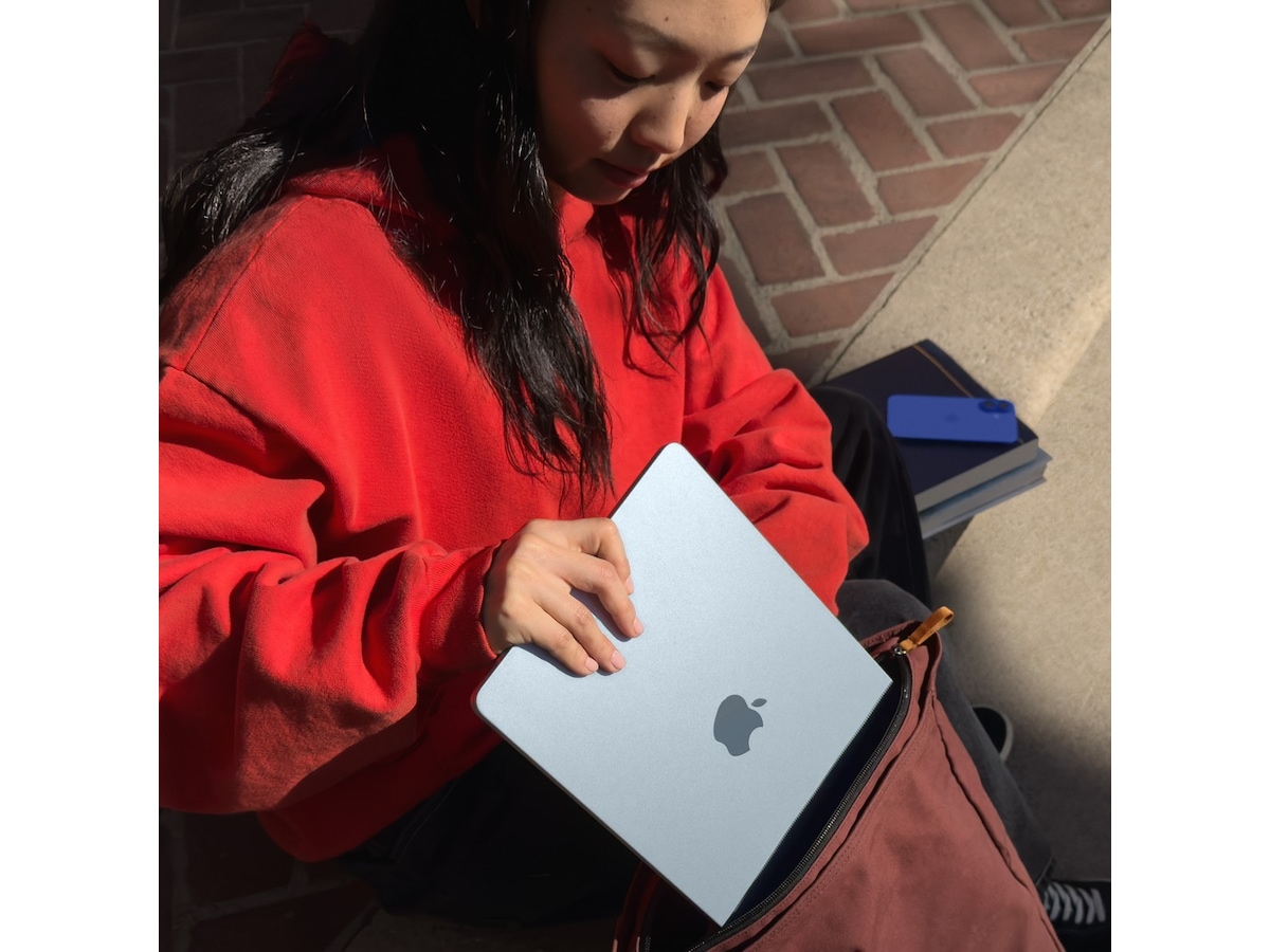 MacBook Air 13" M4 (2025) 256GB (midnatt) PC - Bærbar / laptop