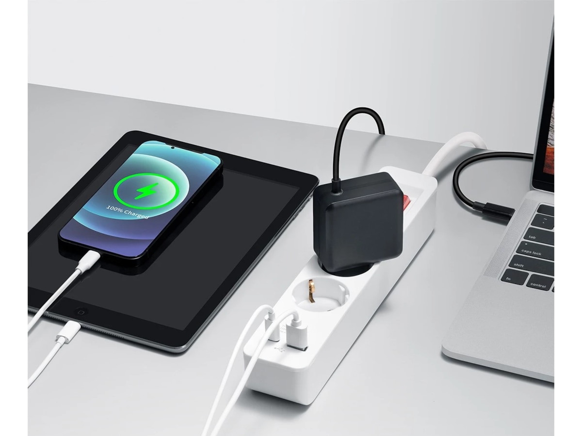 Andersson Strømforgrener 3 uttak 2 USB 1,5m (hvit) 2pk Skjøtekabel & forgrener
