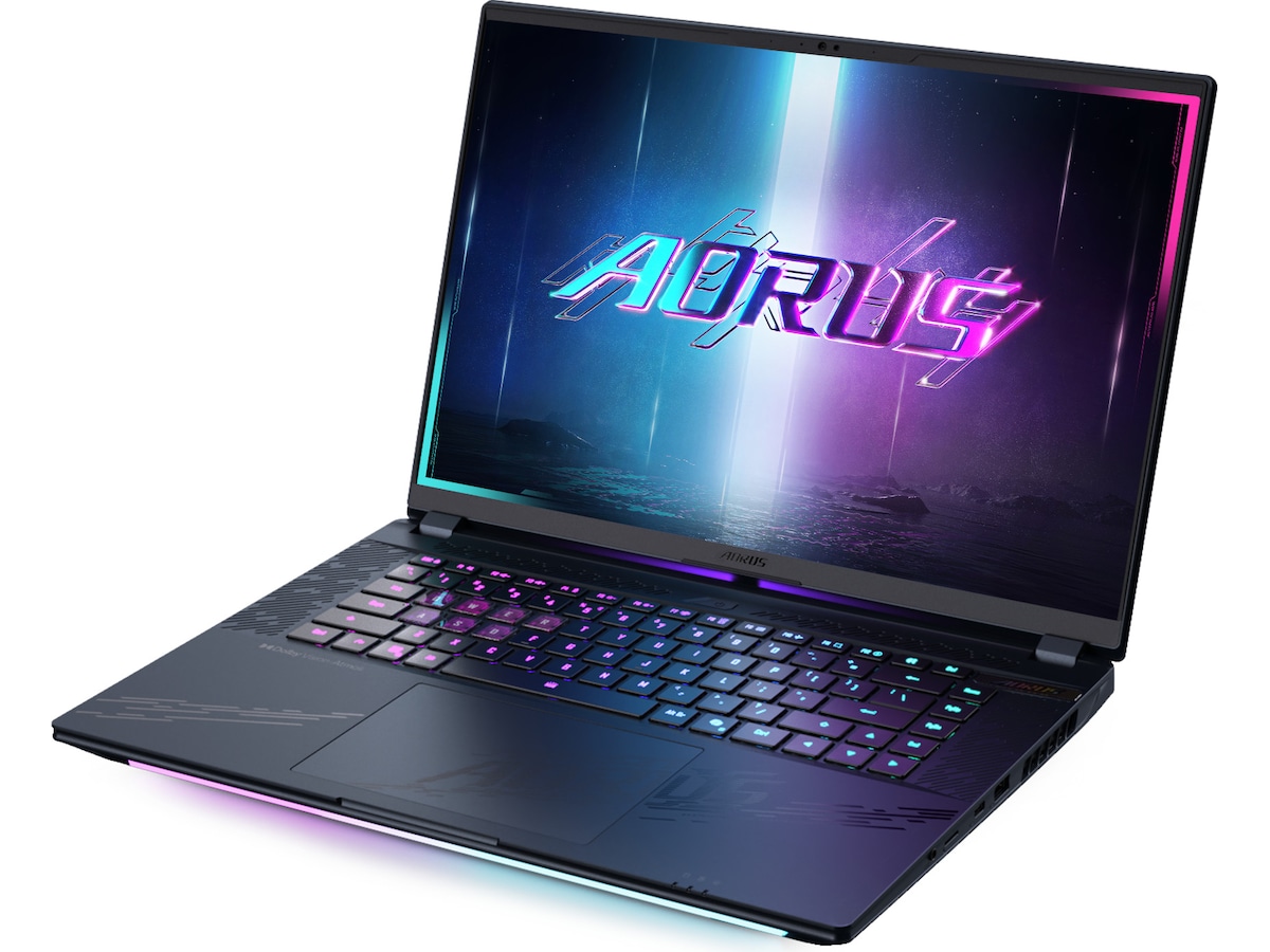 GIGABYTE AORUS MASTER 16 16" OLED 240Hz Gaming laptop