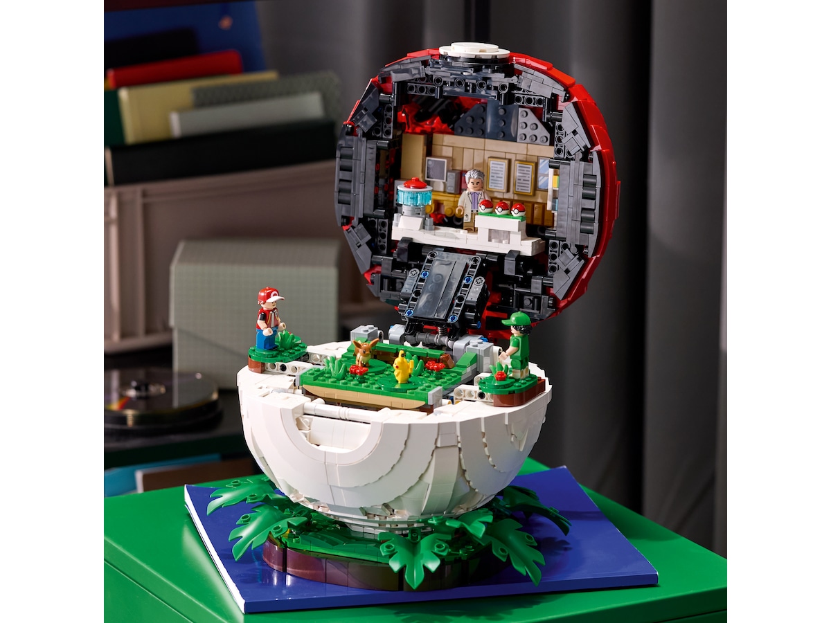 LEGO Pokémon Ikoniske Trenerøyeblikk – Poké Ball 72154 LEGO