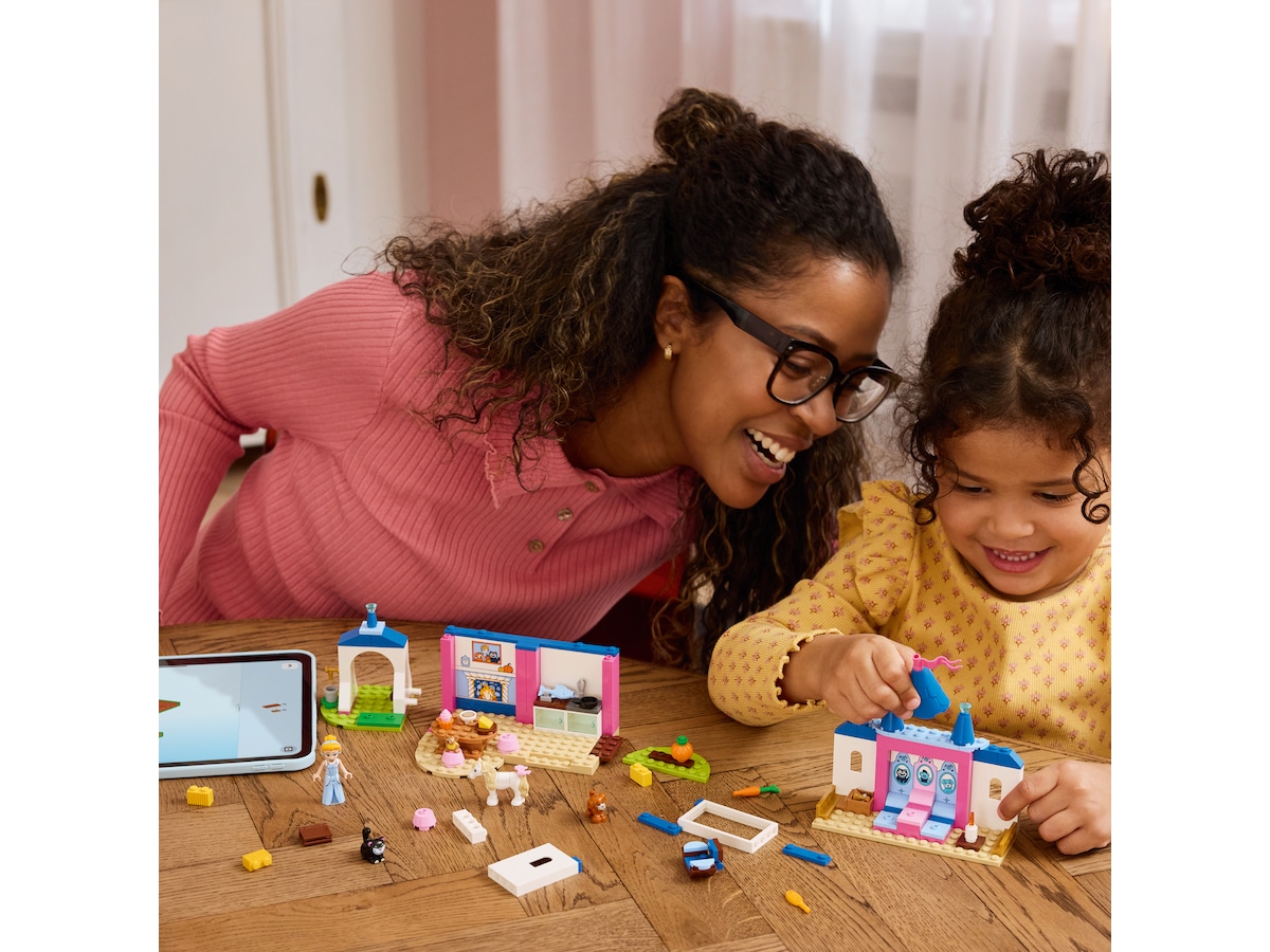LEGO Disney Princess Slott med Askepott og dyrevennene 43283 LEGO