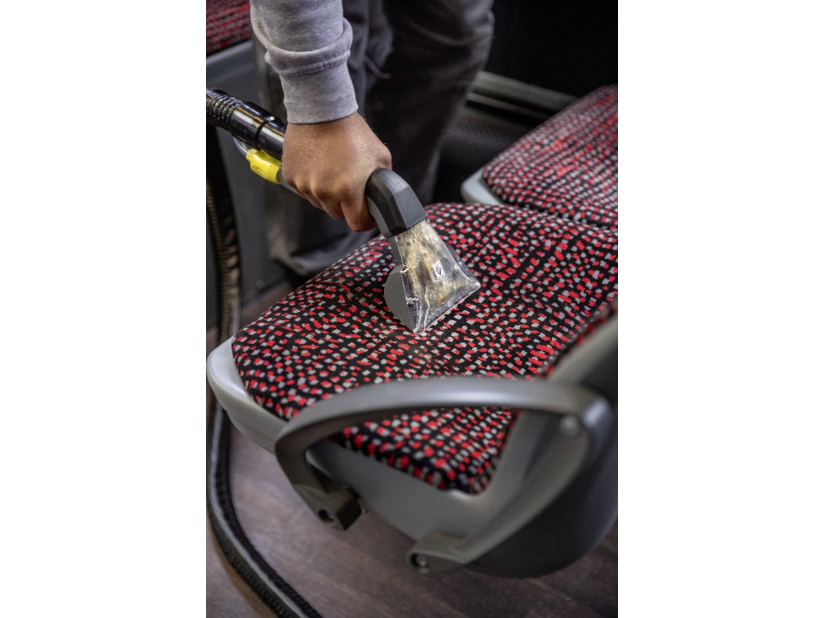 Kärcher Puzzi 8/1 møbel- og tepperenser -B-Grade Demo hjem & fritid