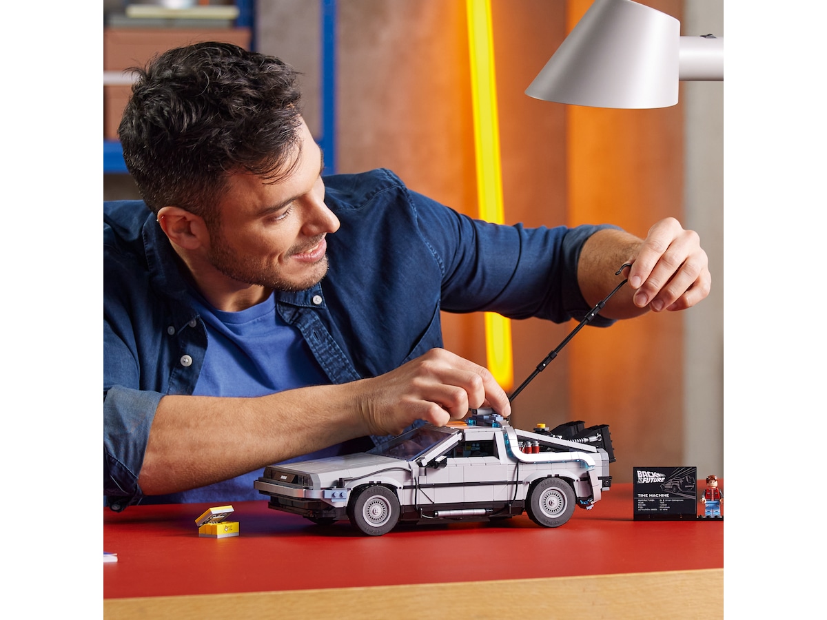 LEGO Icons Tidsmaskinen fra Tilbake til fremtiden 10300 LEGO