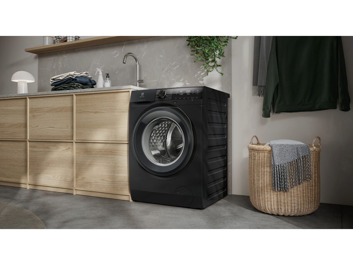 Electrolux EFI742RX4G 700 SteamCare Vaskemaskin (sort) Vaskemaskin