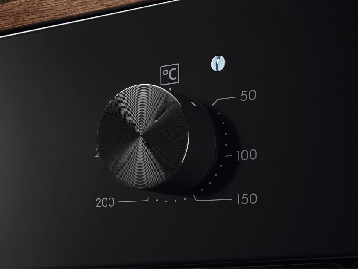 Electrolux BOC002EK 300 SurroundCook Varmluftsovn Stekeovn