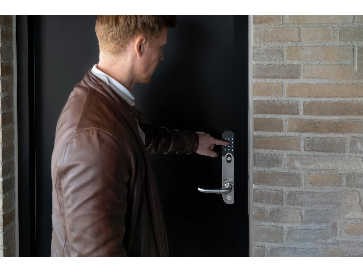Yale Entrus smart dørlås (sort) Elektronisk dørlås
