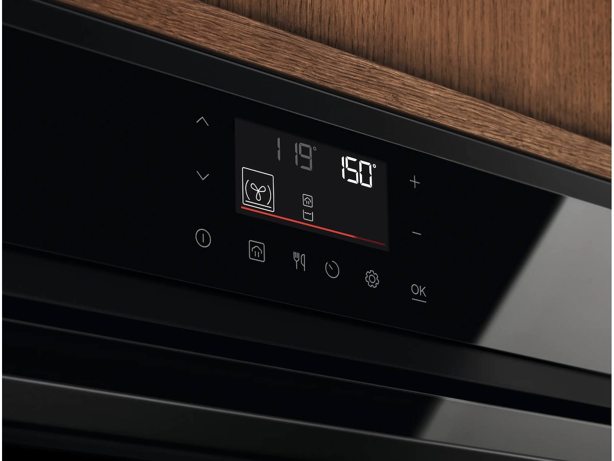 Electrolux COPP40B Pyrolyseovn SteamCrisp Stekeovn