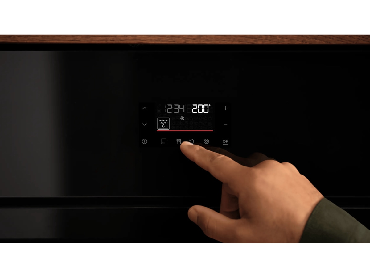 Electrolux COPP40B Pyrolyseovn SteamCrisp Stekeovn