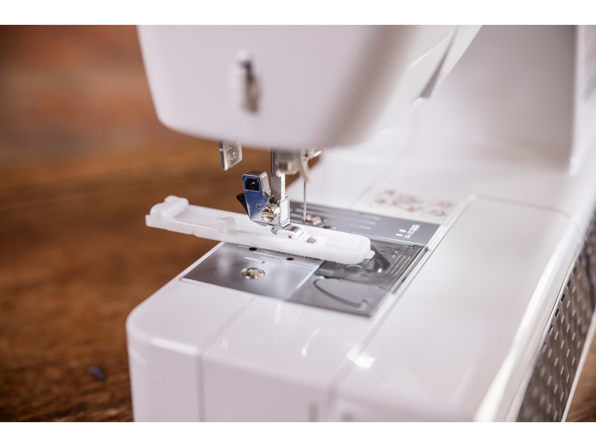 Brother HF27ZW1 Strong & Tough Symaskin -B-Grade Demo hjem & fritid