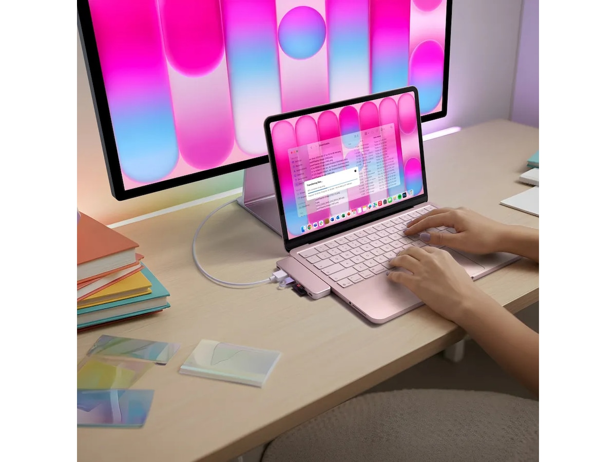 Satechi USB-C Snap Hub for MacBook Neo (rouge) Dockingstasjon & USB-HUB