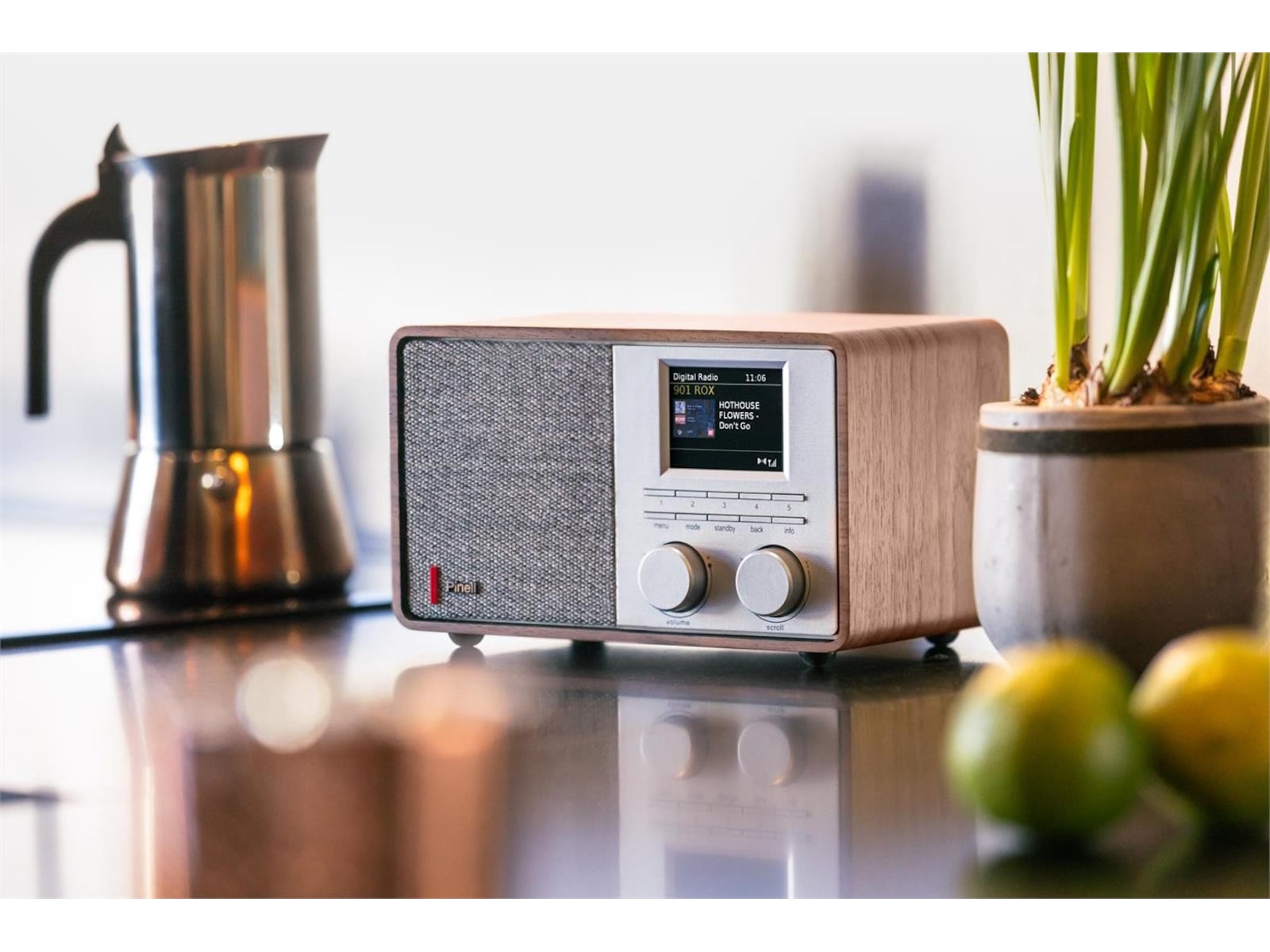 Pinell Supersound 201 (valnøtt) Radio & musikkspillere