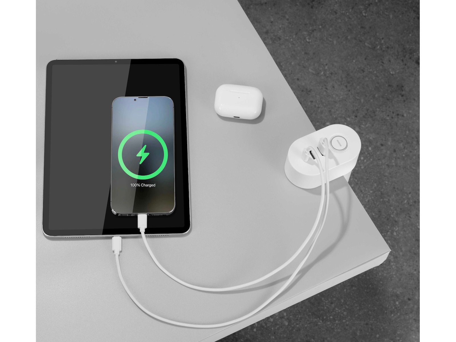 Andersson 6-i-1 strømforgrener 3x uttak og USB med skrivebordfeste (hvit) Skjøtekabel & forgrener