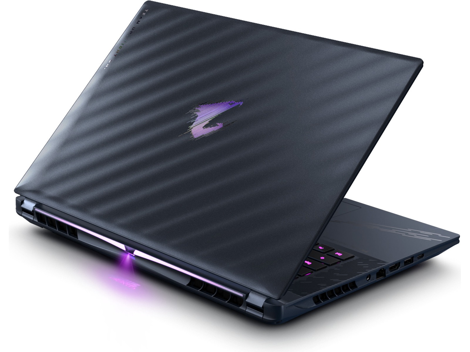GIGABYTE AORUS MASTER 16 16" OLED 240Hz Gaming laptop