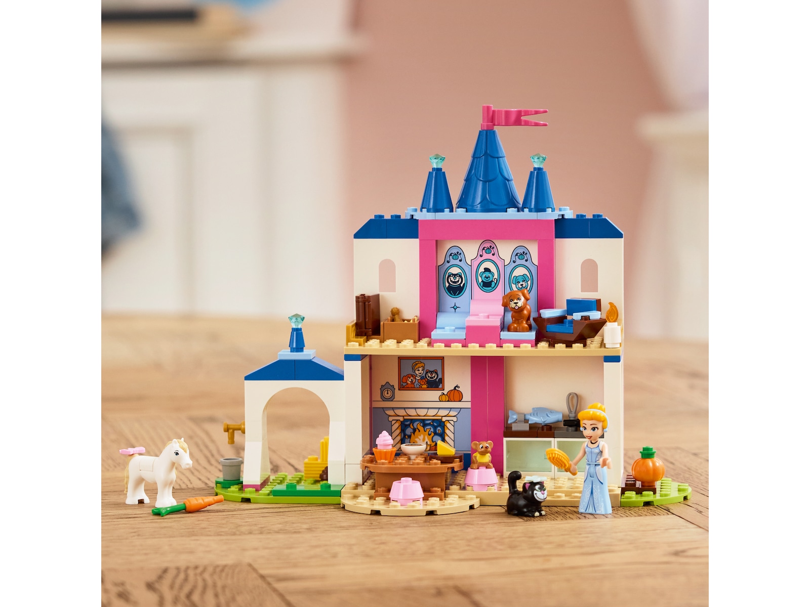 LEGO Disney Princess Slott med Askepott og dyrevennene 43283 LEGO