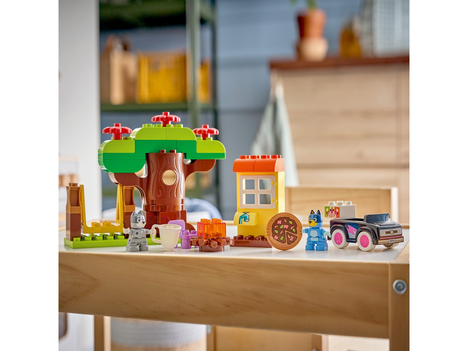 LEGO DUPLO Bluey Pizzajenter med Muffin og Bluey 10469  LEGO