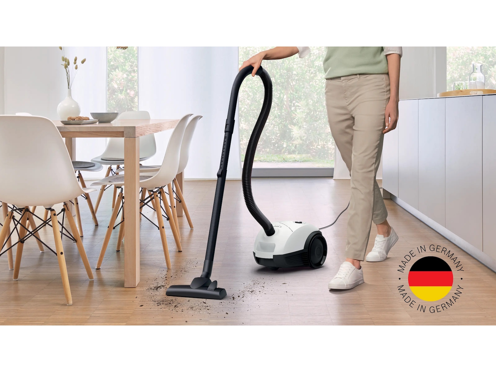 Bosch Serie 2 Støvsuger med pose Hvit Støvsugere