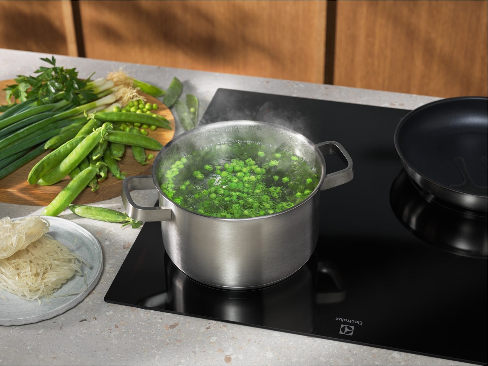 Electrolux HOI624TC 300 Induksjonstopp 60 cm  Induksjonstopp
