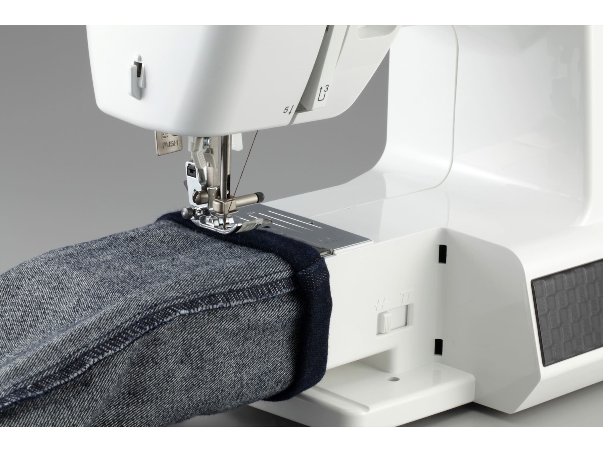 Brother HF53ZW1 Strong & Tough symaskin Symaskiner