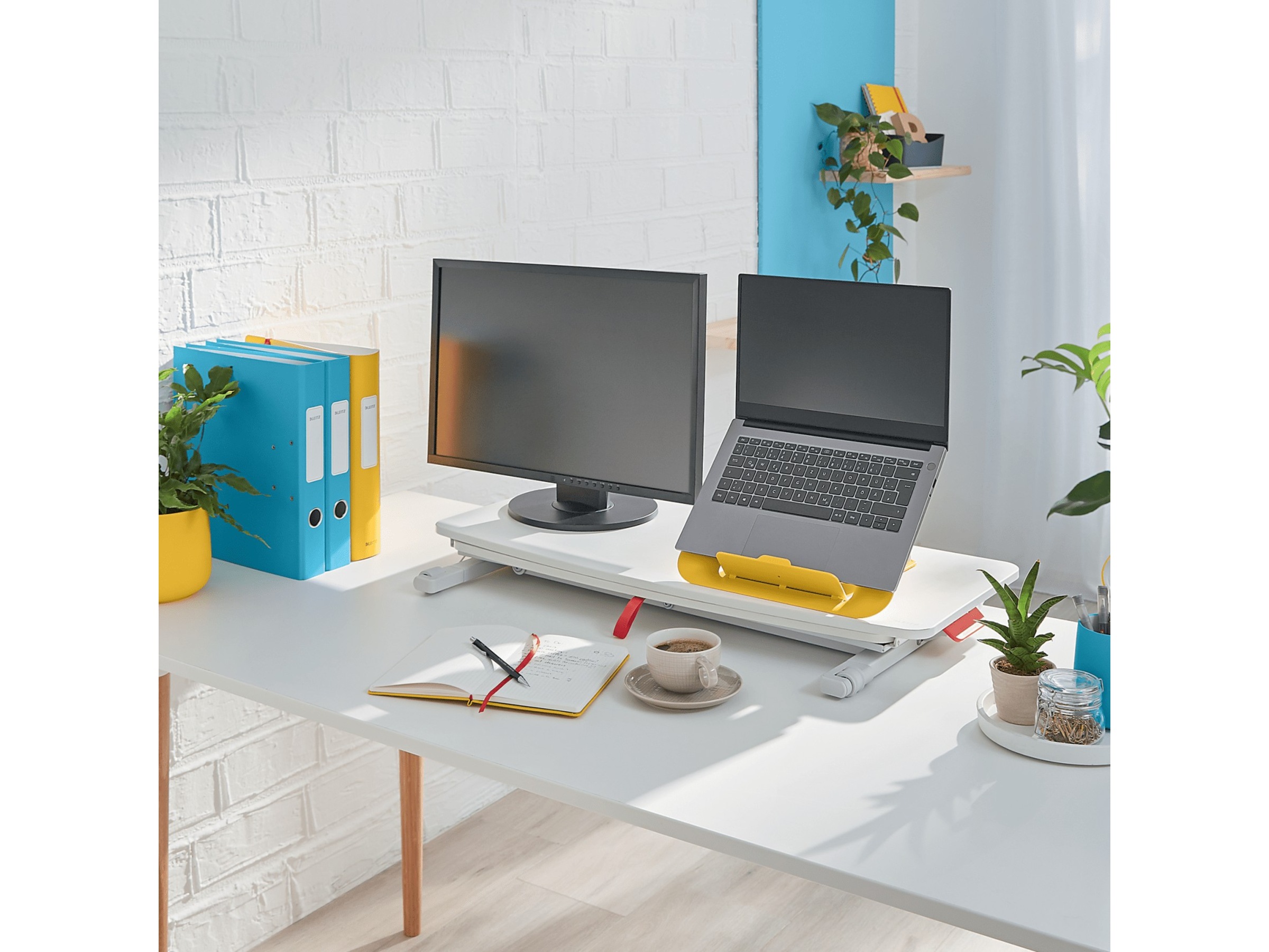 Leitz Ergo Cosy Justerbart PC bord m/plate (hvit) Laptopstand