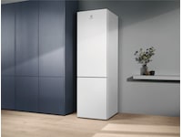 Electrolux LNT6ME36W2 600 TwinTech NoFrost Kyl-frys (hvit) -B-Grade Demo frysere & kjøleskap