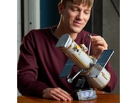 LEGO Icons Romteleskopet Hubble 11382 LEGO
