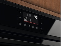 Electrolux COPP40B Pyrolyseovn SteamCrisp Stekeovn