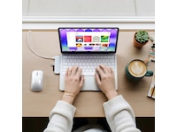 Satechi USB-C Snap Hub for MacBook Neo (sølv) Dockingstasjon & USB-HUB