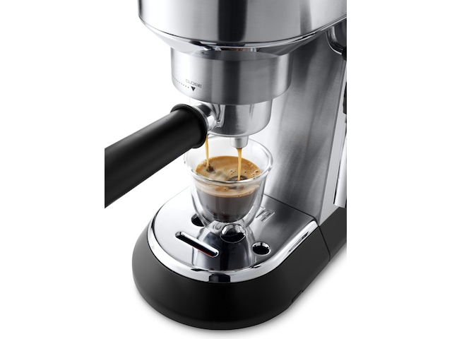 DeLonghi Dedica Style EC685.M  Manuell espressomaskin (sølv) Espressomaskiner
