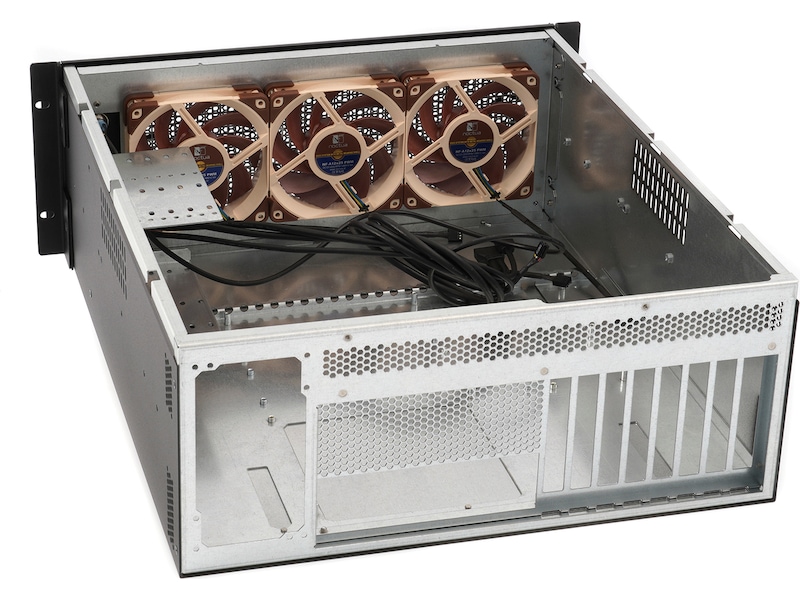 Sliger CX4200a 4U Chassis Barebone (m. Hovedkort)