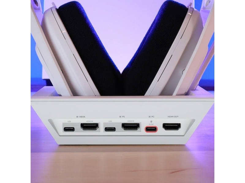 Astro A50 X LIGHTSPEED Trådløst Gaming headset + ladestasjon (hvit) -B-Grade Demo headset