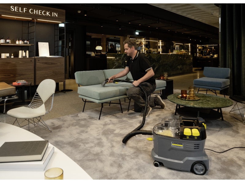 Kärcher Puzzi 8/1 møbel- og tepperenser Dampvaskere