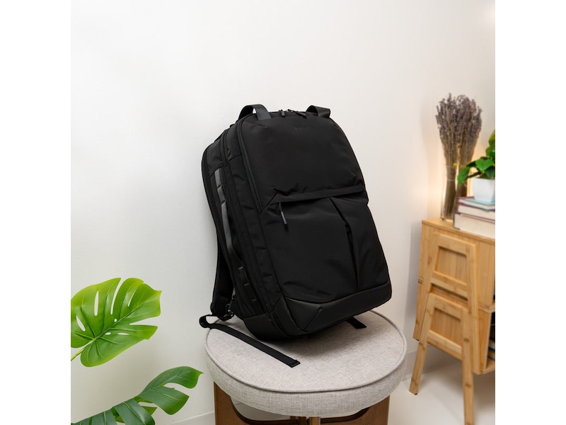 Targus 15.6" Lightweight Travel Backpack (sort) Ryggsekk, veske & mappe