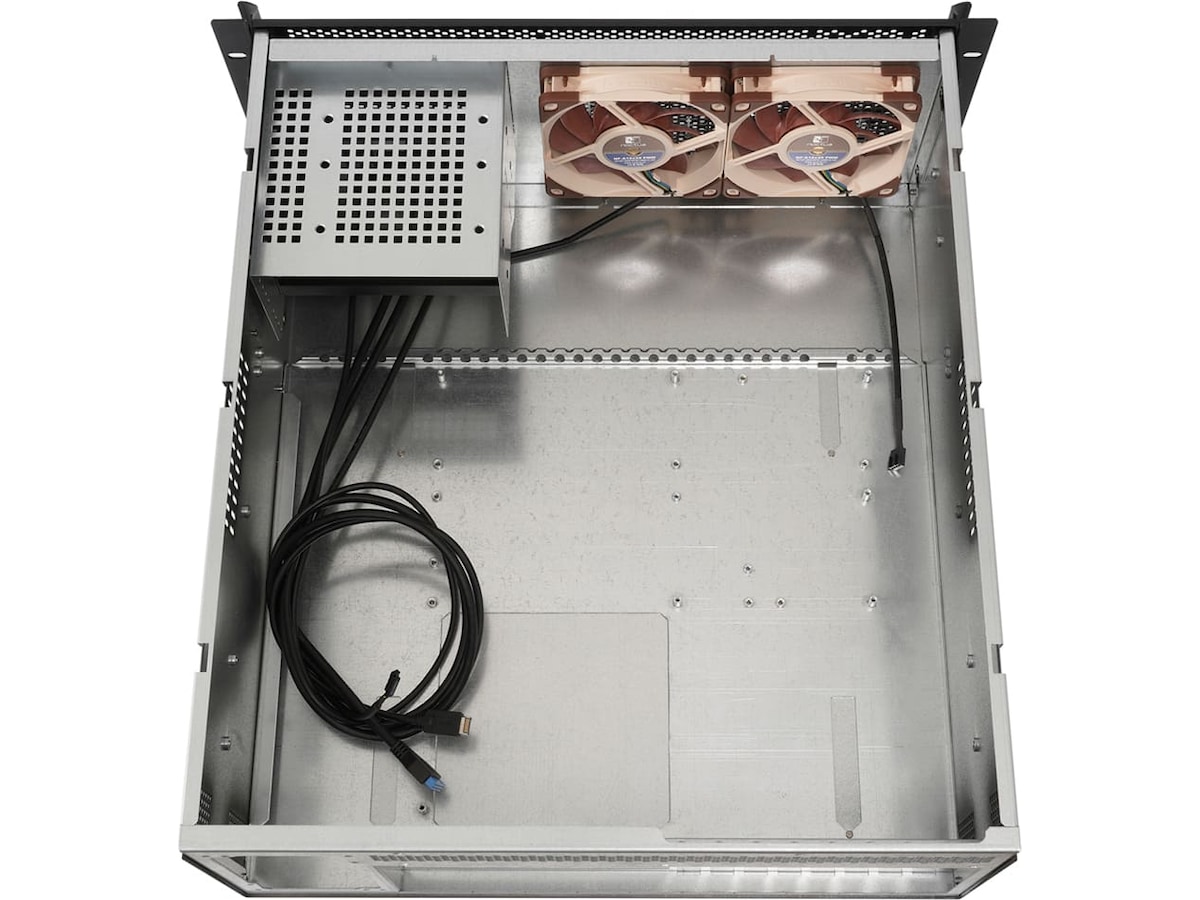 Sliger CX4200e chassis 4U -B-Grade Demo annet i datautstyr