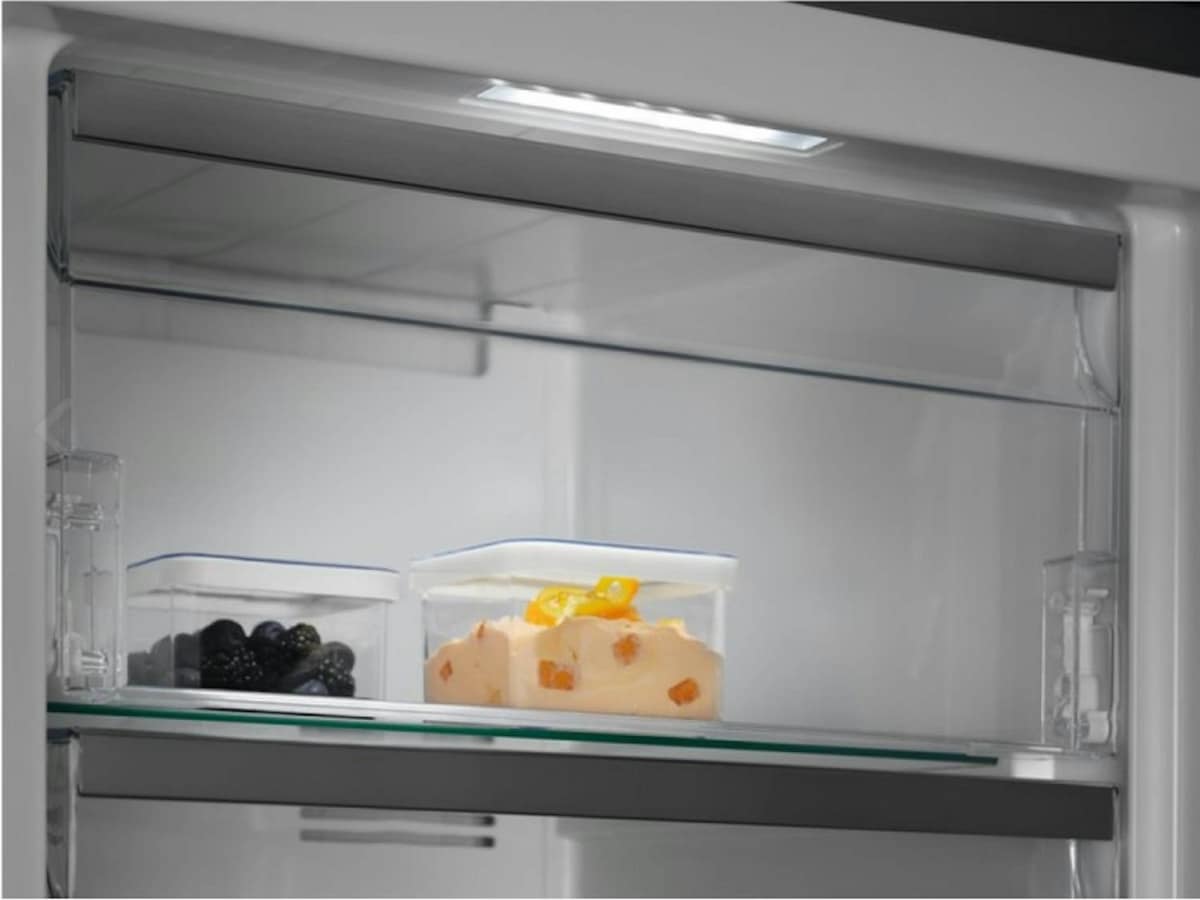 Electrolux 700 NoFrost Fryseskap EUE9NEX Fryseskap