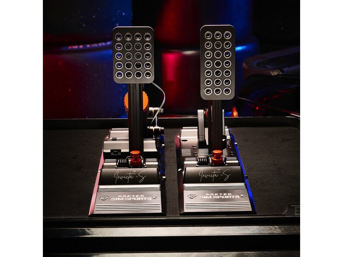 Asetek Invicta S-Series T.H.O.R.P.™ II Ratt og pedaler