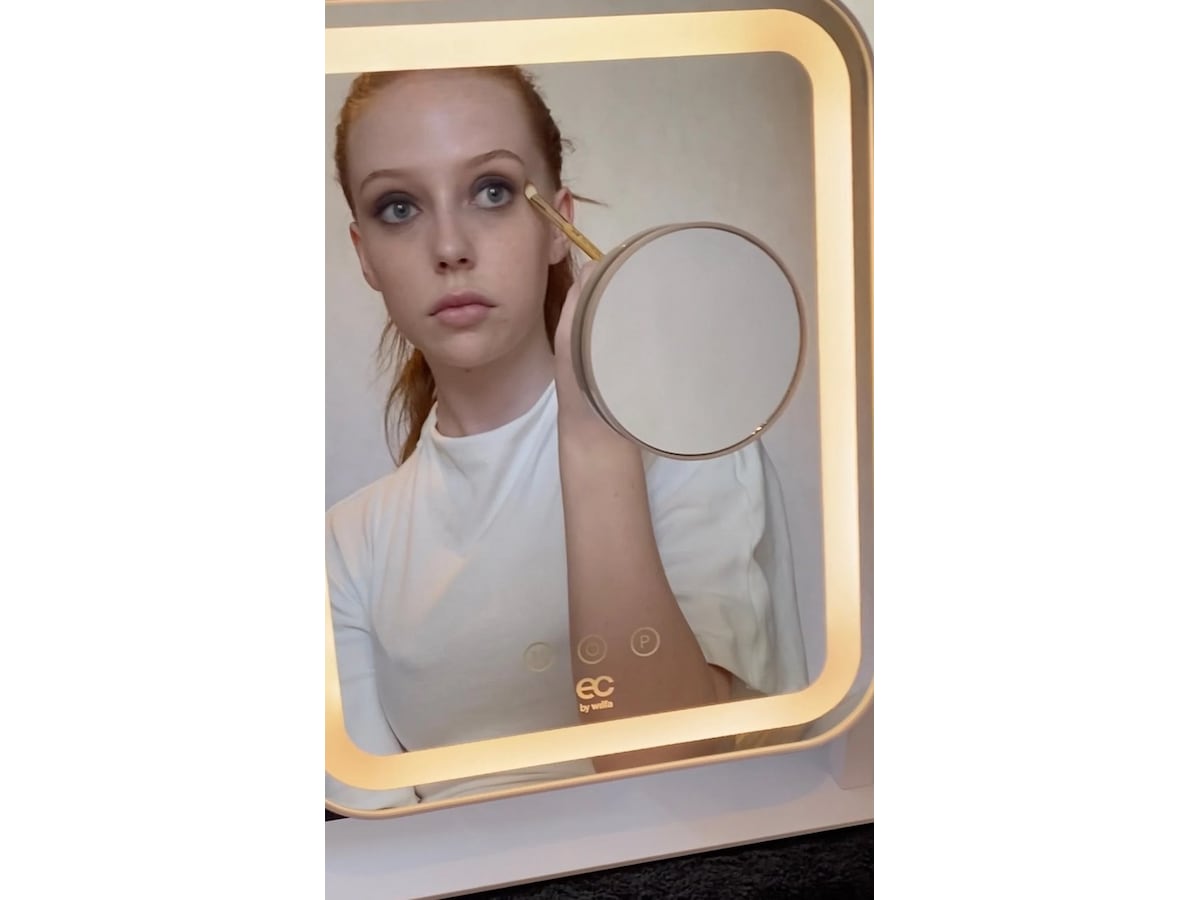 Samsung Galaxy Watch8 40mm BT (graphite) Smartklokker