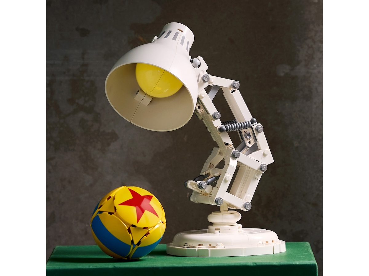 LEGO Ideas Disney Pixar Luxo Jr. 21357 LEGO