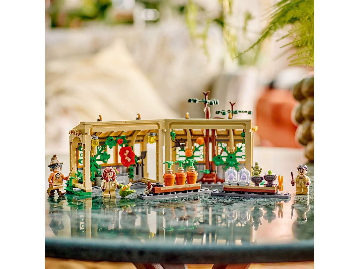 LEGO Harry Potter Hogwarts slott: leksjon i urtelære 76445 LEGO
