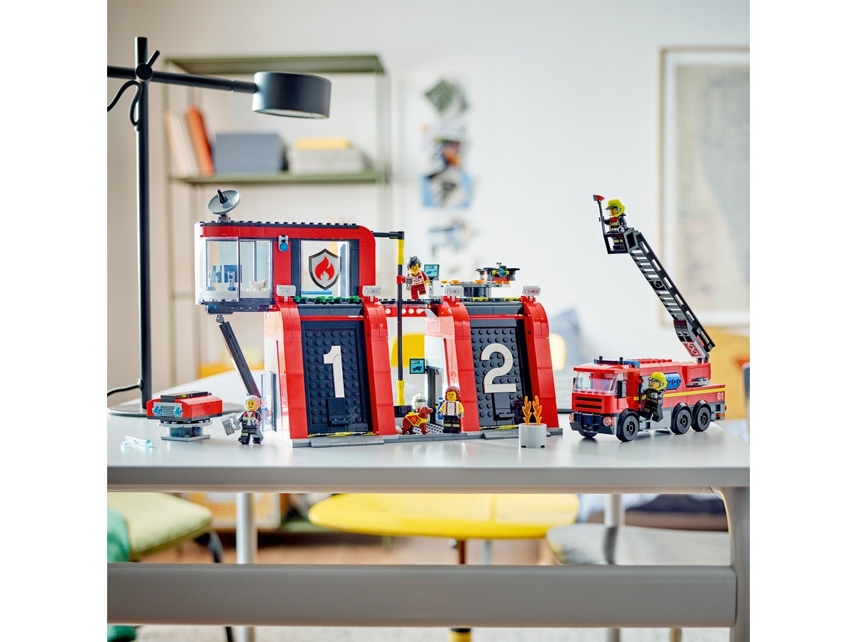 LEGO City Fire brannstasjon med brannbil 60414 LEGO