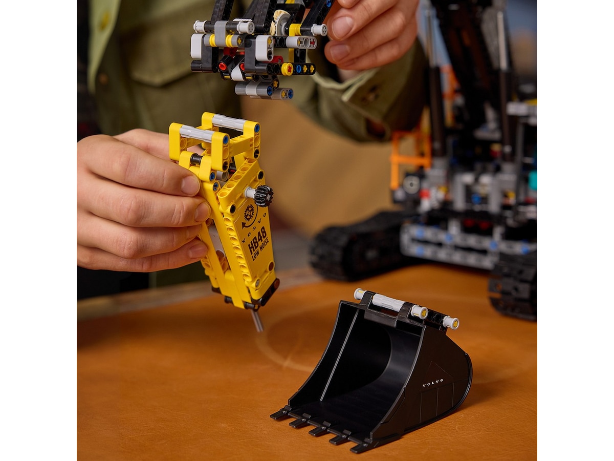 LEGO Technic Volvo EC500 Hybrid gravemaskin 42215 LEGO